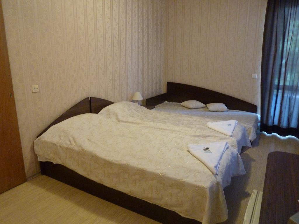 Tarnovski Dom Guest Rooms Veliko Tarnovo Phòng bức ảnh