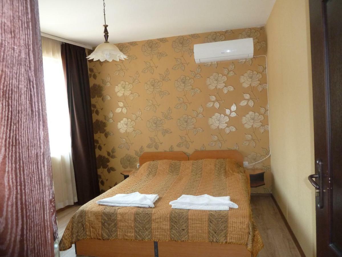 Tarnovski Dom Guest Rooms Veliko Tarnovo Ngoại thất bức ảnh